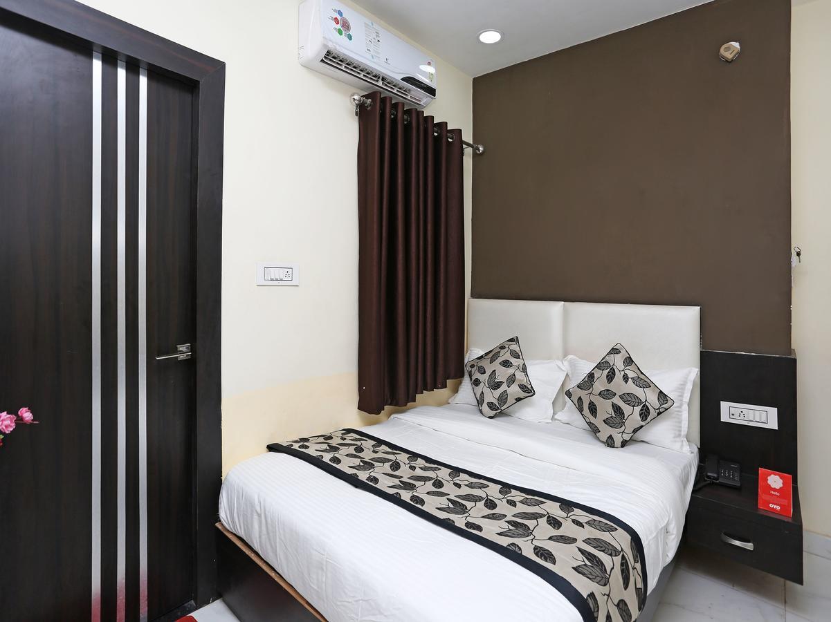 Oyo 10589 Laxmi Guest House Gwalior Exterior photo