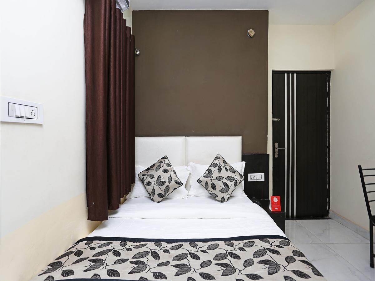 Oyo 10589 Laxmi Guest House Gwalior Exterior photo