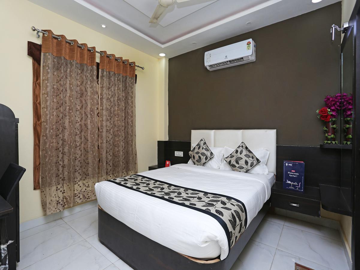 Oyo 10589 Laxmi Guest House Gwalior Exterior photo
